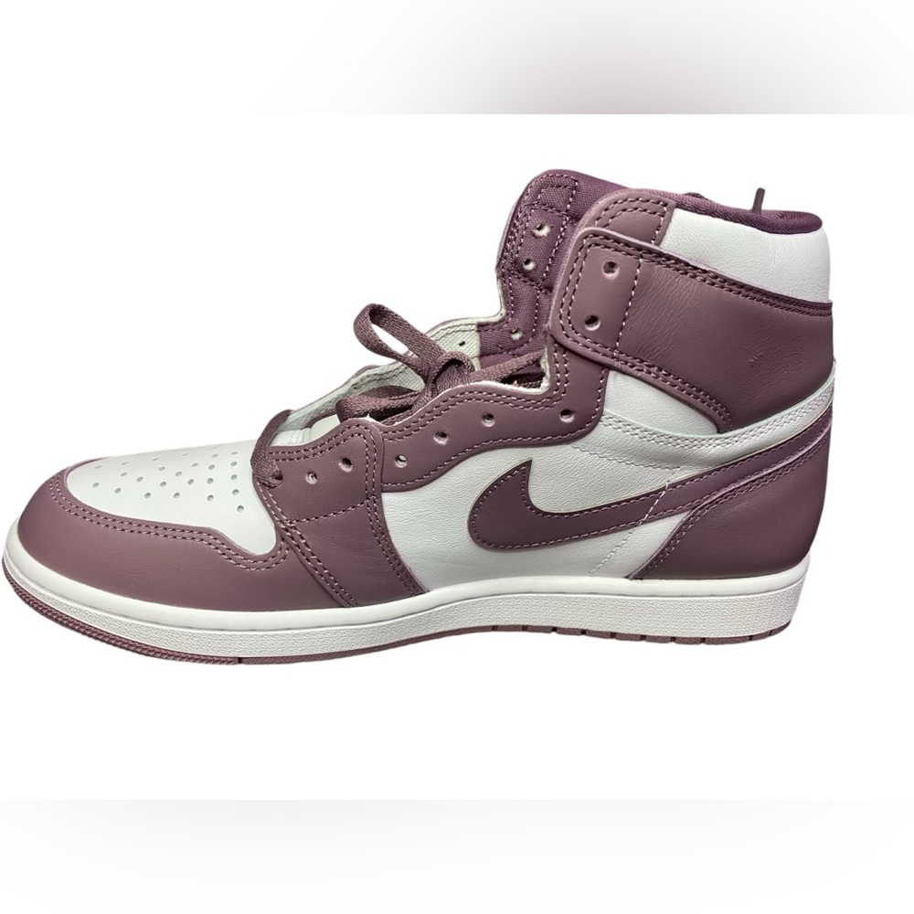 Air Jordan 1 Retro High OG Mauve